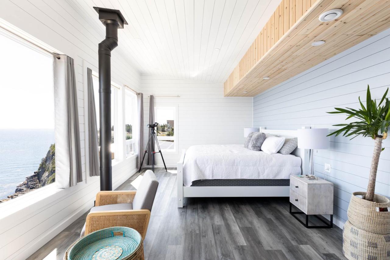 Cliffs Edge Retreat Hotel Bauline East Bagian luar foto